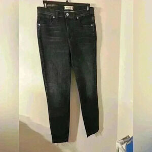 Madewell 10” high-rise skinny black size 28T LIKE NEW
